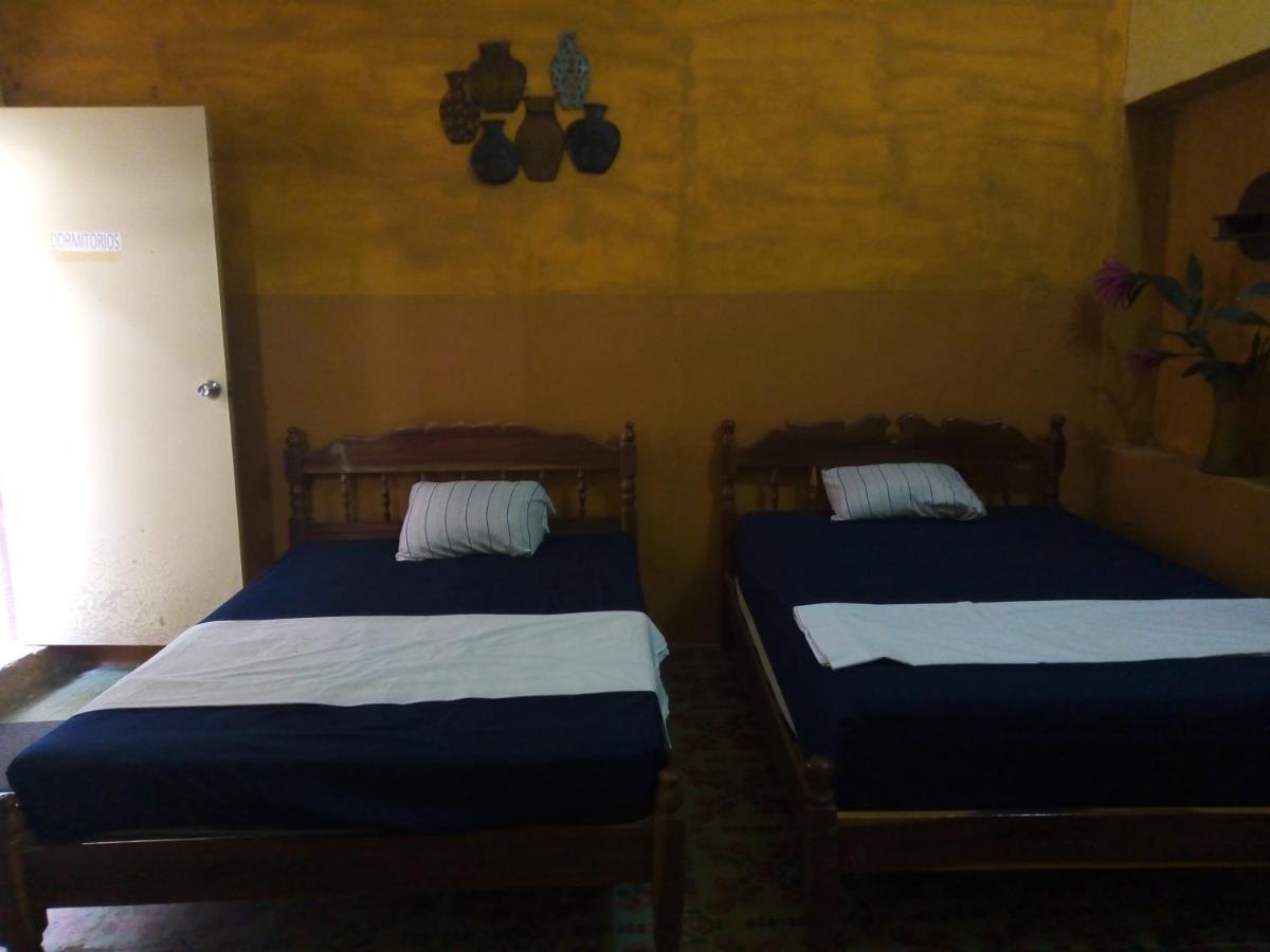 Cuartos Y Hostal Jaqueline Καμπέτσε Εξωτερικό φωτογραφία